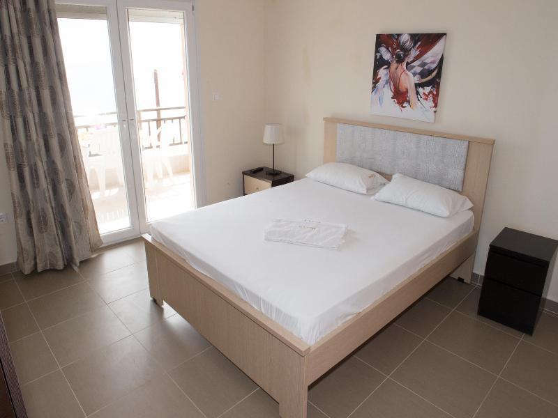 Rooms Elena Nea Poteidaia Exterior photo